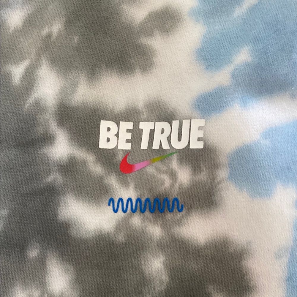 Tie-Dye Nike Hoodie - SIZE S - Picture 3 of 4